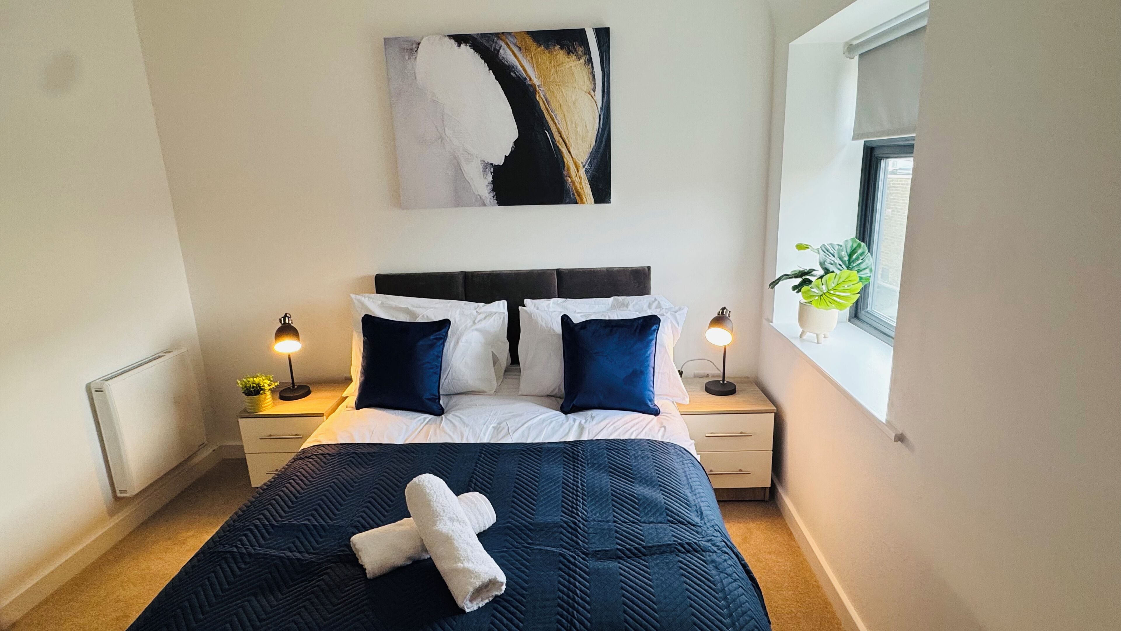2 habitaciones, tabla de planchar con plancha y wifi gratis 