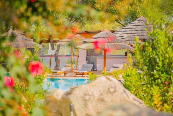 A heated pool - Hotel Airone room Comfort 2 beds (Arzachena)