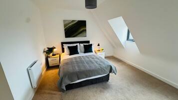 2 Schlafzimmer, Bügeleisen/Bügelbrett, Internetzugang