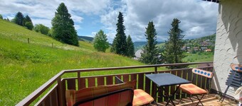 Monte e Mare Apartment – Your Black Forest Retreat with Baltic Sea Charm