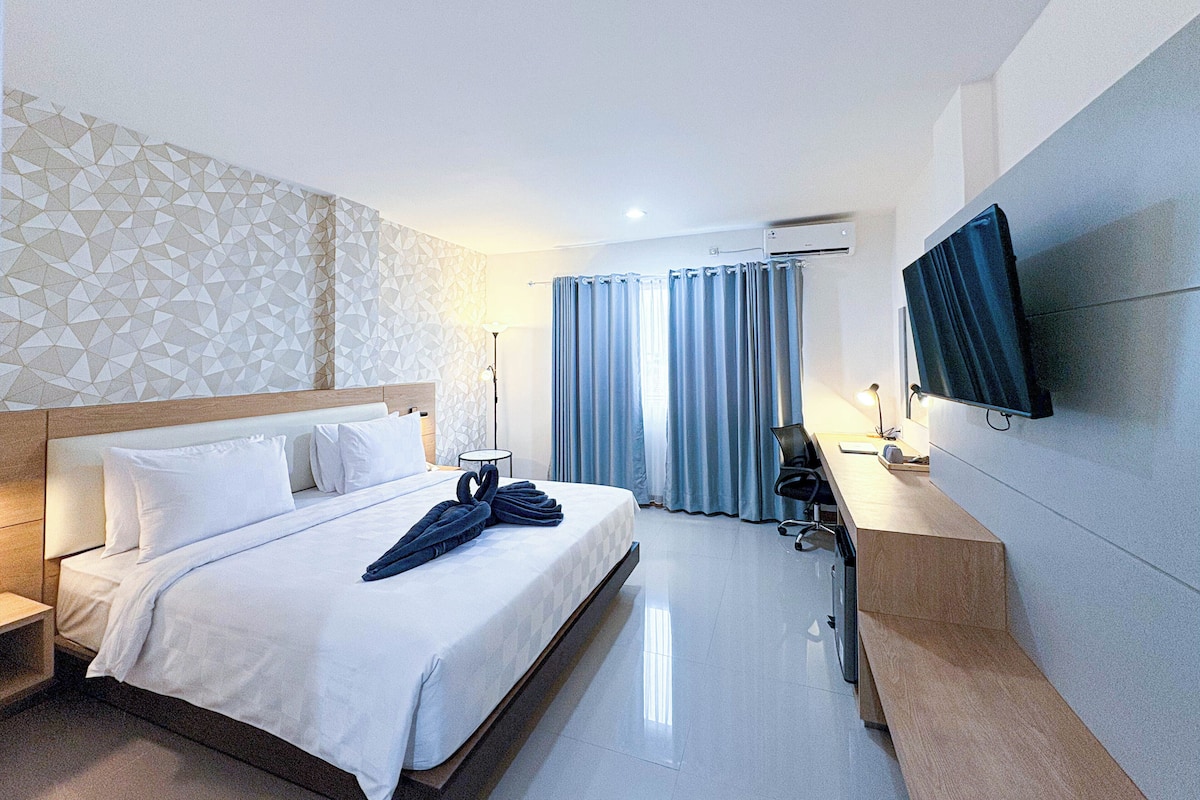 ห้องเอ็กเซกคิวทีฟดับเบิล | โต๊ะทำงาน, พื้นที่ทำงานแบบใช้แล็ปท็อป, Wi-Fi ฟรี