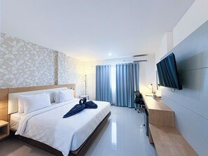 Executive Double Room | Desk, laptop workspace, free WiFi - Hotel 88 Batulicin by WH (Batulicin)