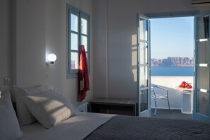 Standard Double Room with Caldera View - Blu Rooms Santorini (Santorini)