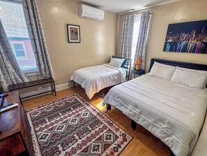 1 habitación, escritorio, tabla de planchar con plancha y wifi gratis 