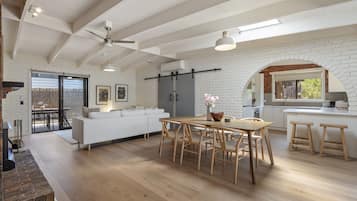 Apartment | Living room