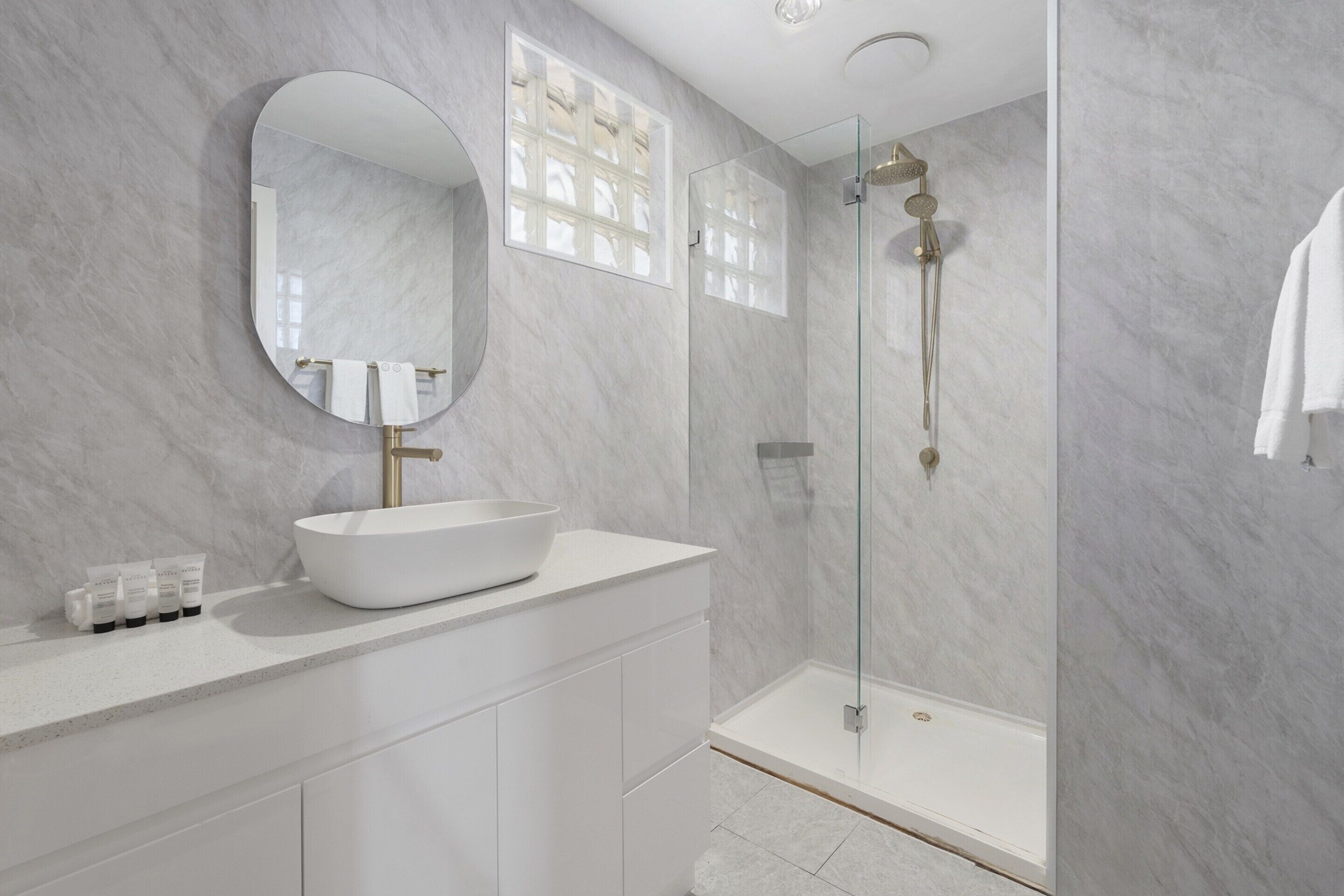 Apartment | Bathroom | Soap