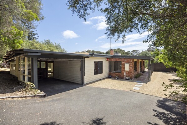 Huoneisto | Vastaanotto