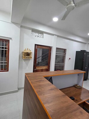 Deluxe Double Room | Lobby - Andaman Crest (Port Blair)