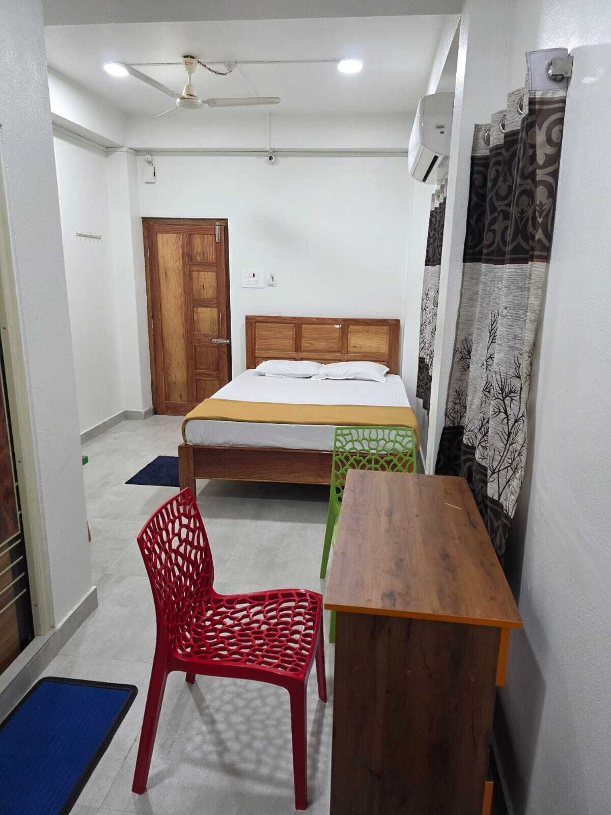 Deluxe Double Room | Desk, free WiFi