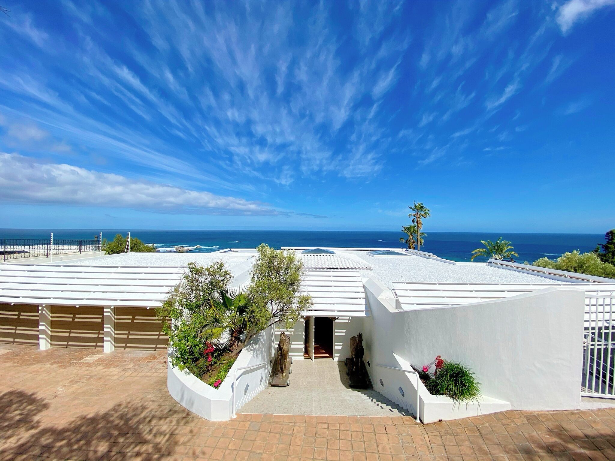 Villa de lujo, varias habitaciones, alberca privada, vista al océano | Terraza o patio