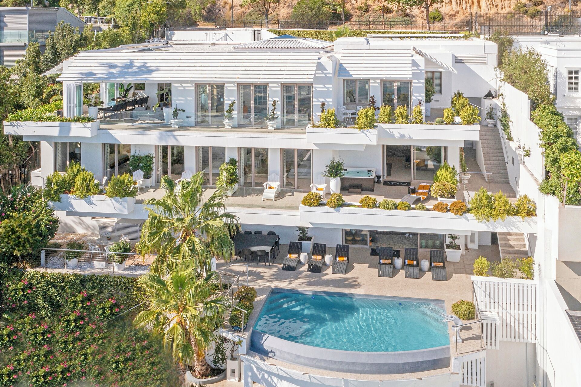 Villa de lujo, varias habitaciones, alberca privada, vista al océano | Exterior