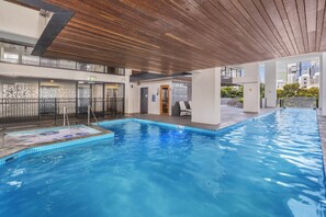 Pool - Stylish 2-Bed Apartment in Central South Brisbane (South Brisbane)