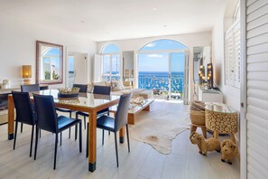 Living area - Clifton Sea View Duo Penthouse (Cape Town)
