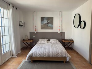 3 bedrooms, iron/ironing board, WiFi, bed sheets - HOUSE 2 minutes from the beach (Noirmoutier-en-l'Île)