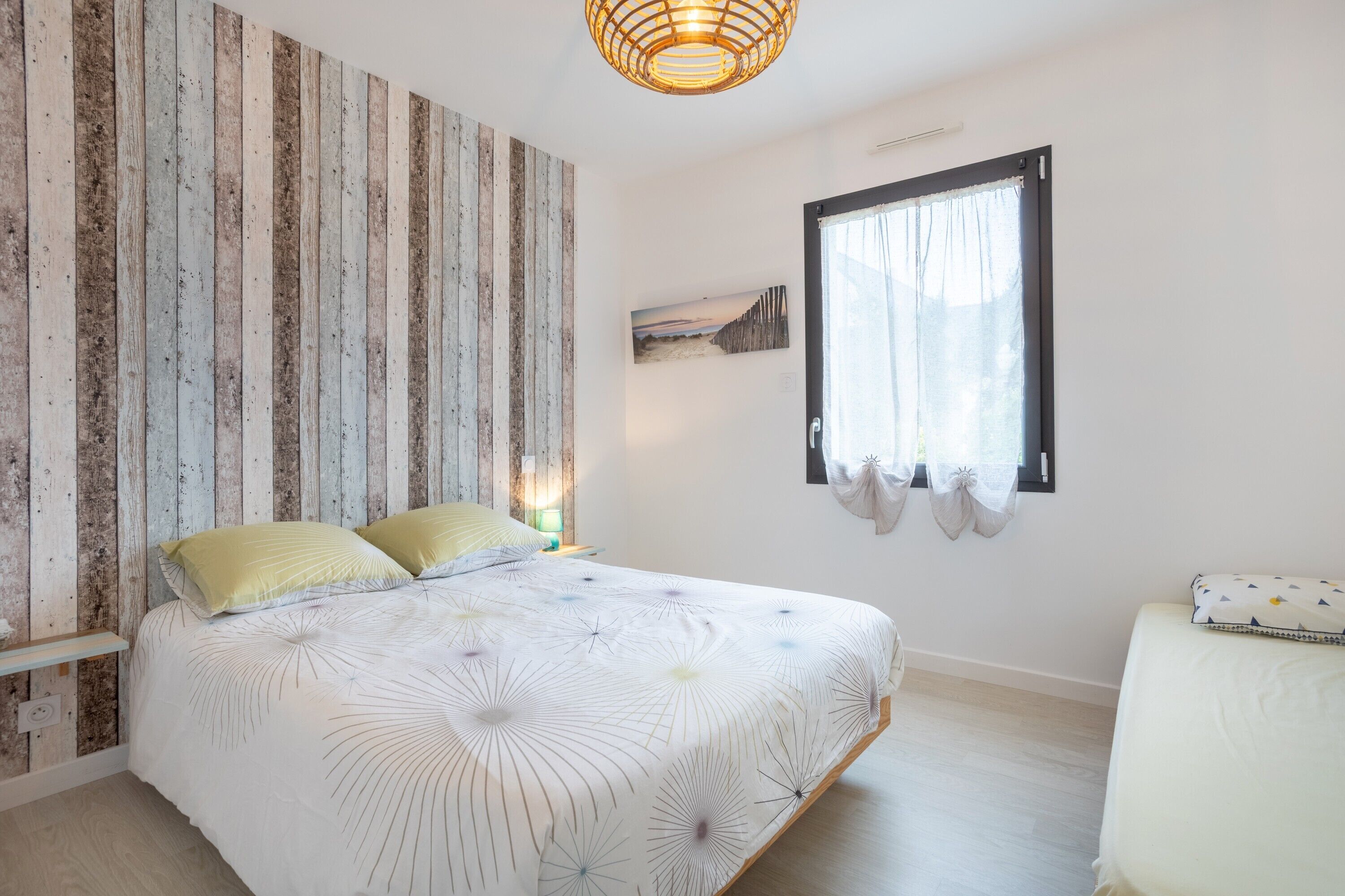 3 多间卧室、熨斗/熨衣板、WiFi、床单