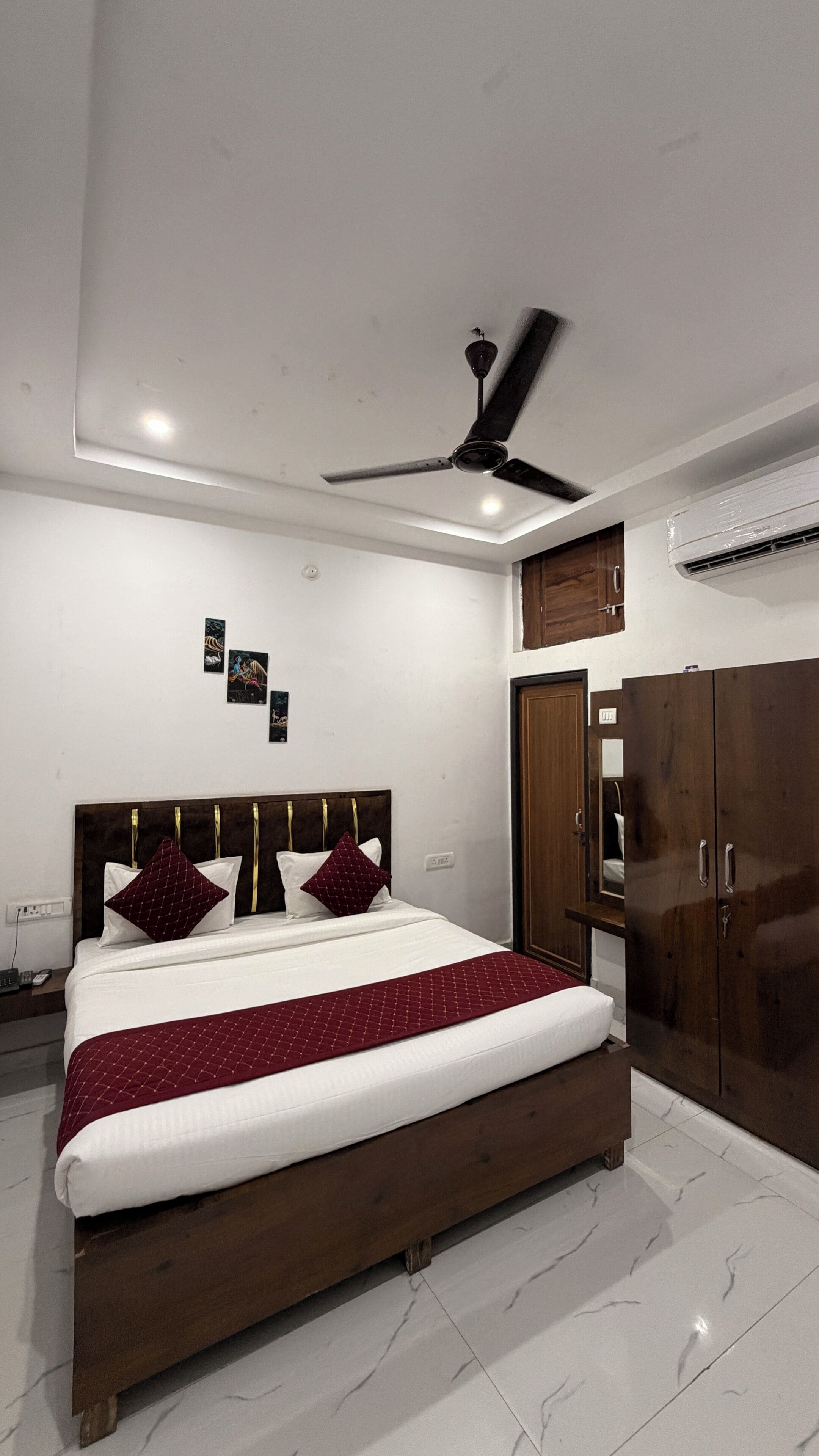 Deluxe Room | Desk, free WiFi, bed sheets