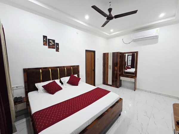 Trishul Inn - Uttar Pradesh