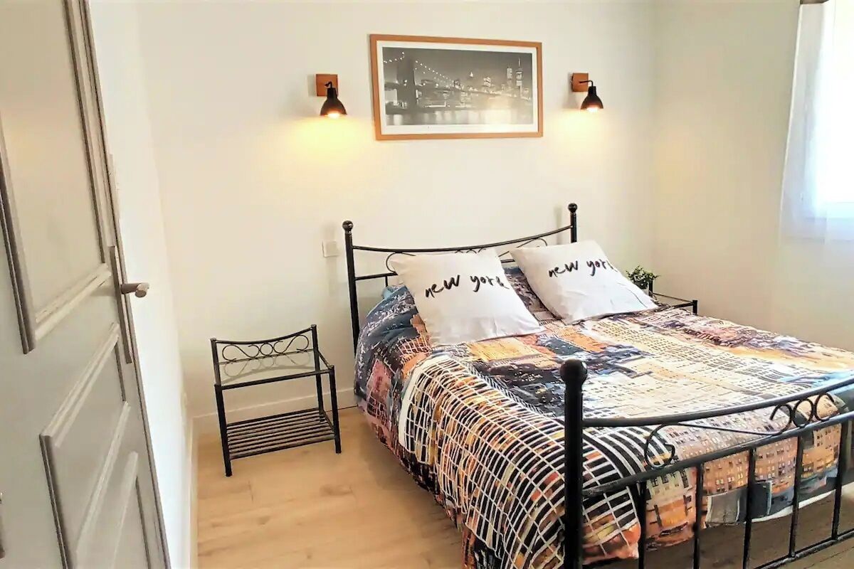 1 habitación, escritorio, wifi gratis y ropa de cama 