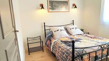 1 makuuhuone, työpöytä, ilmainen Wi-Fi, vuodevaatteet