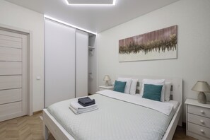 Classic Apartment, Balcony | Iron/ironing board, free WiFi