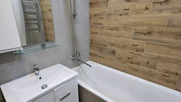 Classic Apartment, Balcony | Bathroom