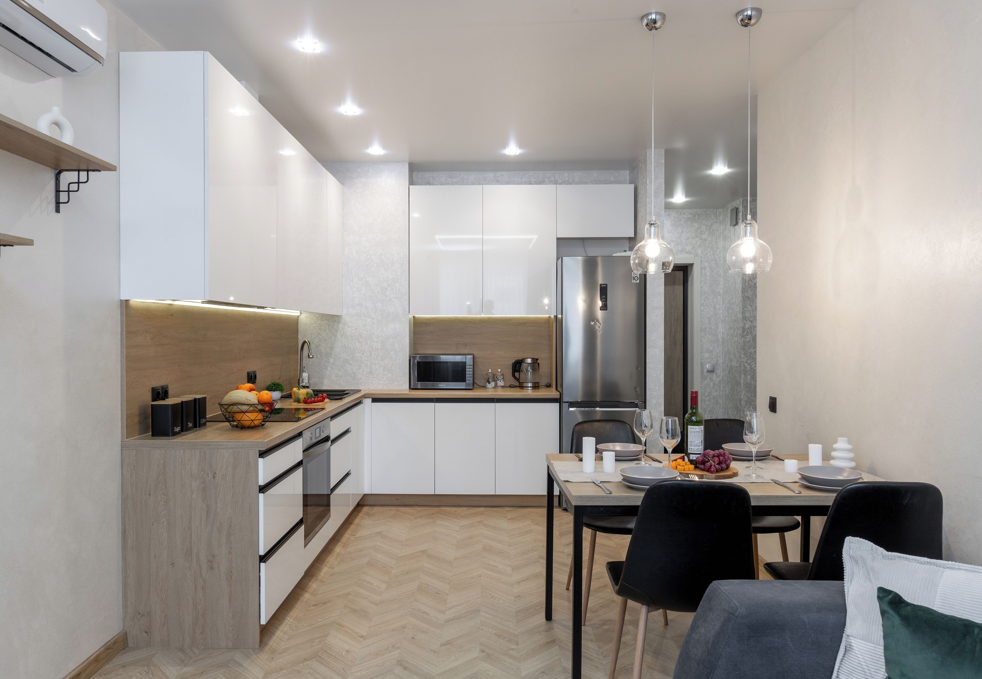 Classic Apartment, Balcony | Private kitchen | Electric kettle