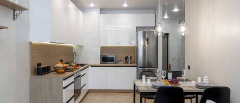 Classic-Apartment, Balkon | Eigene Küche | Wasserkocher