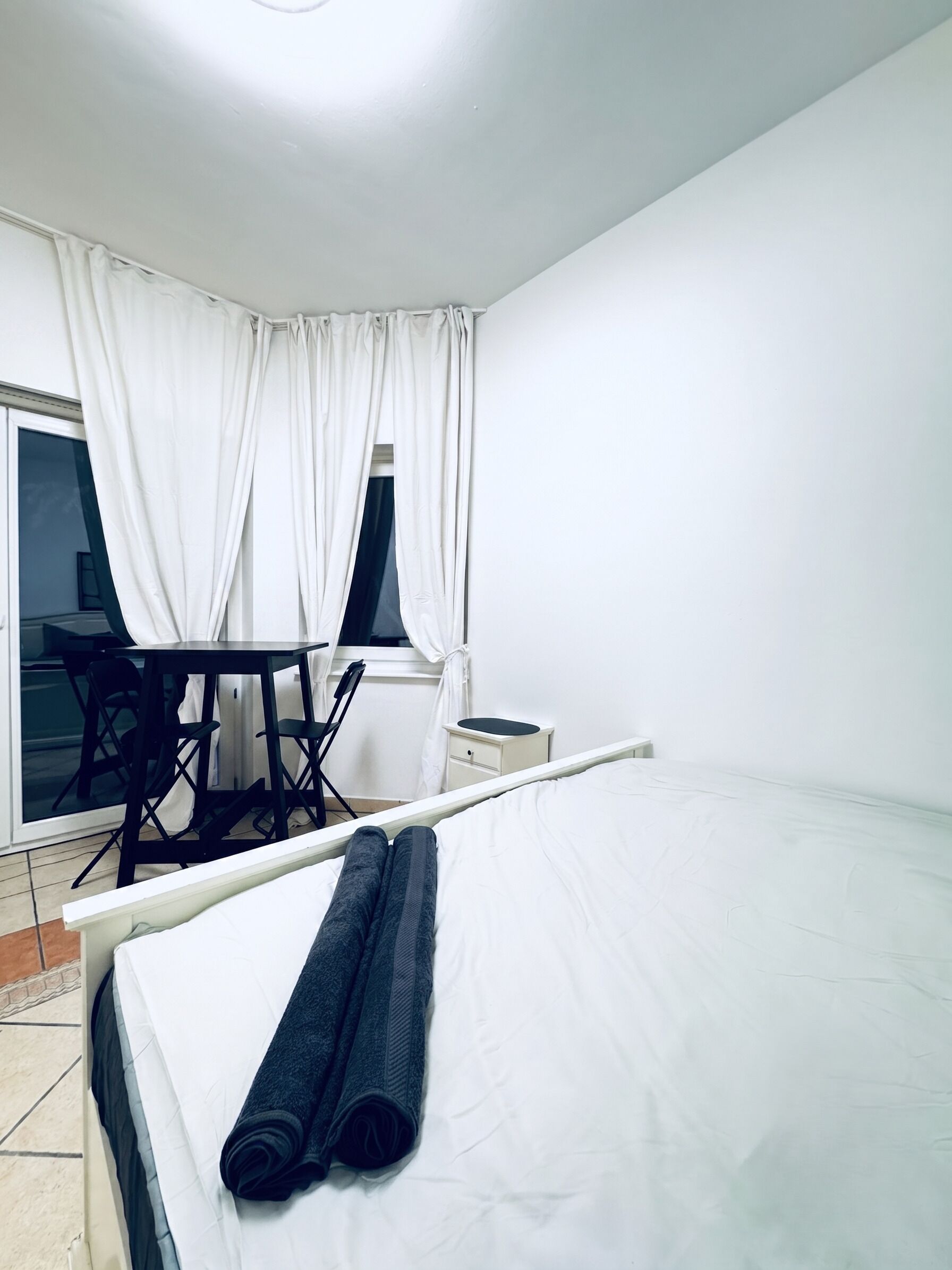 Luxury Garden Villa for 16 Guests | Laptop workspace, iron/ironing board (on request), WiFi (free)