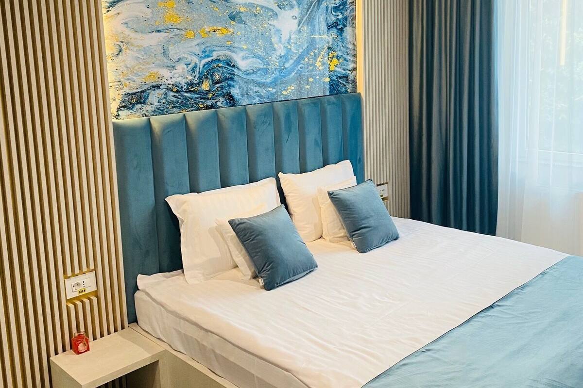 Exclusive Double Room | In-room safe, soundproofing, free WiFi