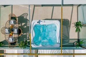 อ่างสปากลางแจ้ง