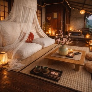 โต๊ะทำงาน, พื้นที่ทำงานแบบใช้แล็ปท็อป, Wi-Fi ฟรี