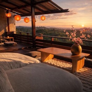 Suite superior, vistas a la colina | Terraza o patio