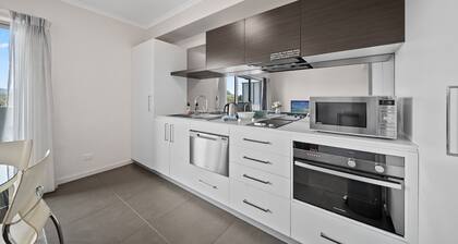 Bright 1-bed Apartment in Greenway