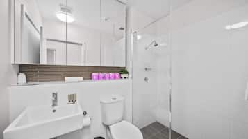 Apartment | Bathroom