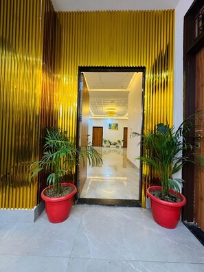 Interior - THE GRAND PALACE (Prayagraj)