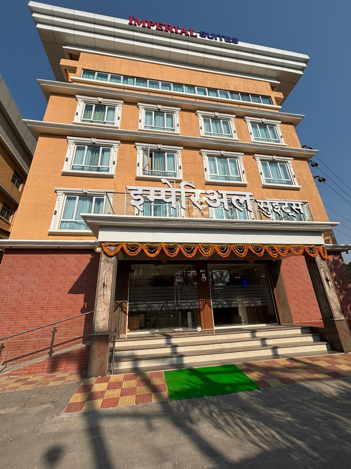 Perincian bahagian luar