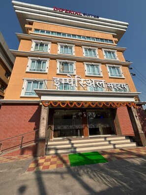 Exterior detail - Hotel Imperial Suites - Airoli (Navi Mumbai)