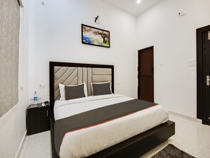 Deluxe Room, Mountain View | Desk, laptop workspace, free WiFi - The Nines Hotel & Restro (Haldwani)