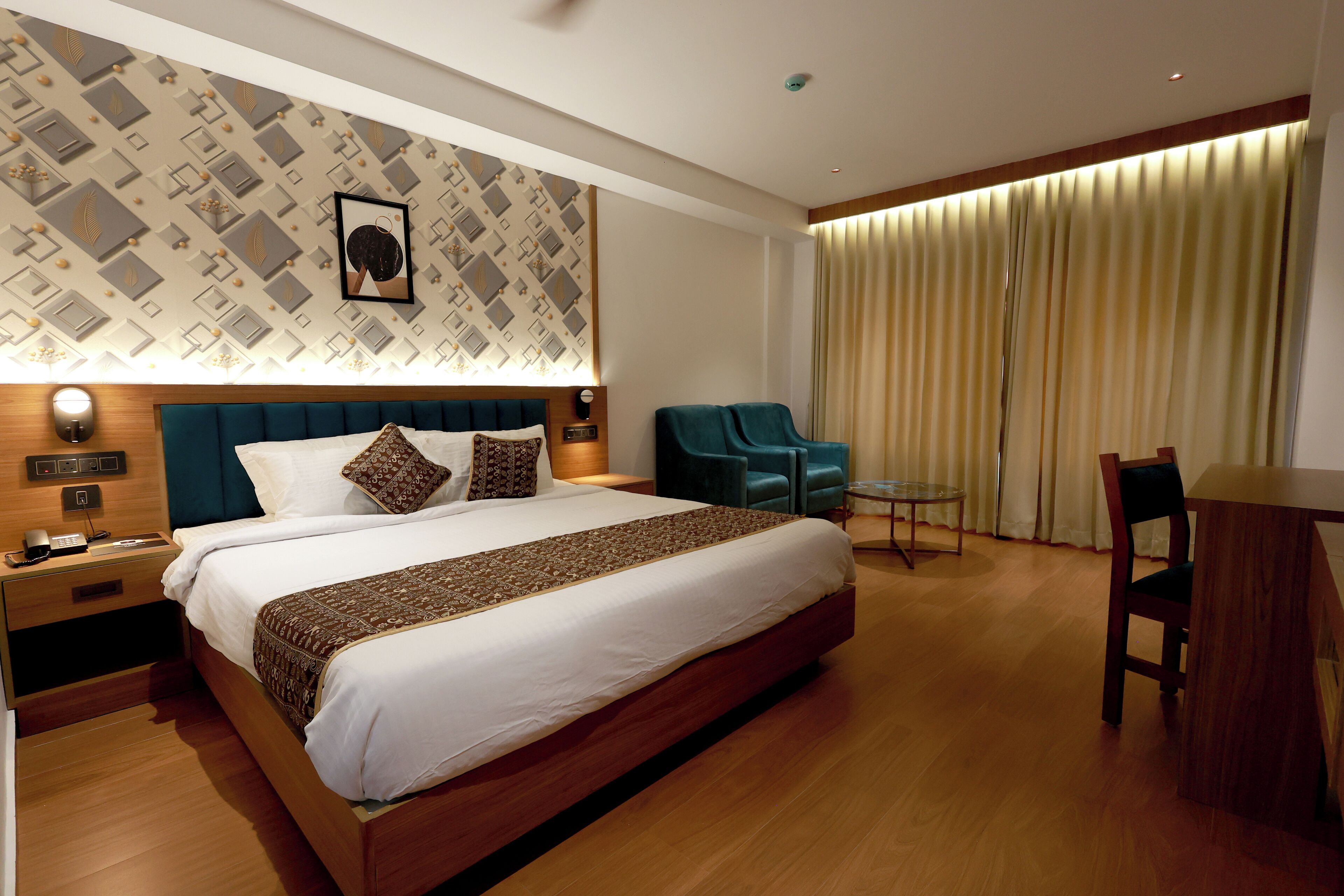 Schreibtisch, kostenloses WLAN