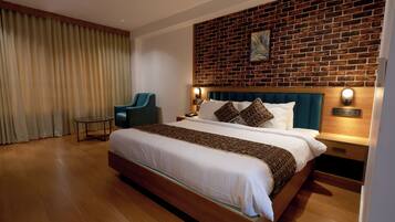 Escriptori i wifi gratuïta