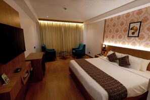 Schreibtisch, kostenloses WLAN