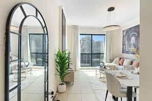 TV - HAVN - High Floor 1 bedroom in JLT (Dubai)
