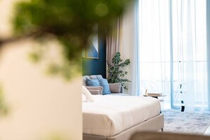 Desk, iron/ironing board, WiFi, bed sheets - HAVN - Modern Studio in Dusk, Al Barsha (Dubai)