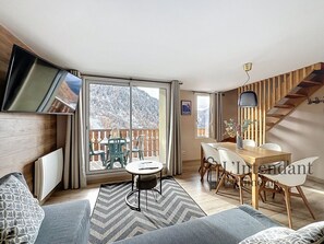 TV, books - Cosy 8-10pers vue montagne (Isola 2000)