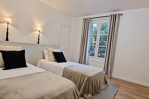 Uklassifisert bilde, 2 av 46, knapp