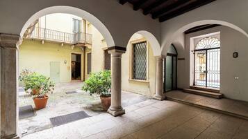 Appartement, 3 chambres | Intérieur