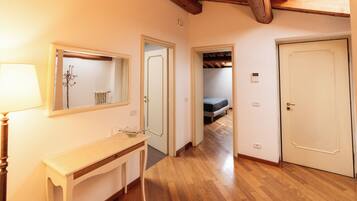 Apartment, 3 Bedrooms | Interior