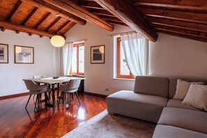 Apartemen, 3 kamar tidur | Area keluarga