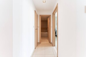 Interior - HAVN - 1 Bedroom in Marina with Partial Sea View (Dubai)