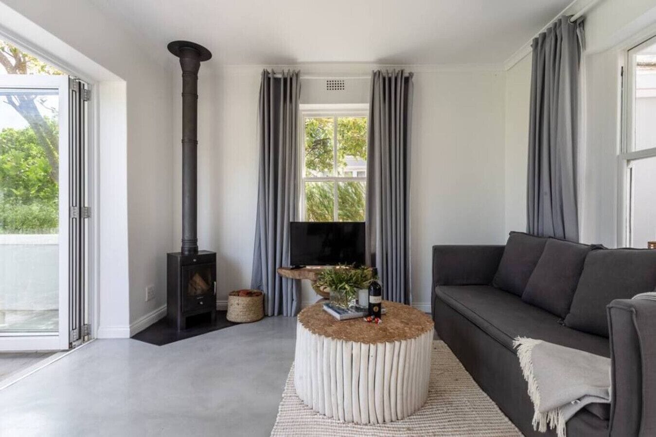 Téléviseur connecté, foyer